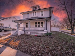 901 E 8th Ave, Winfield, KS 67156