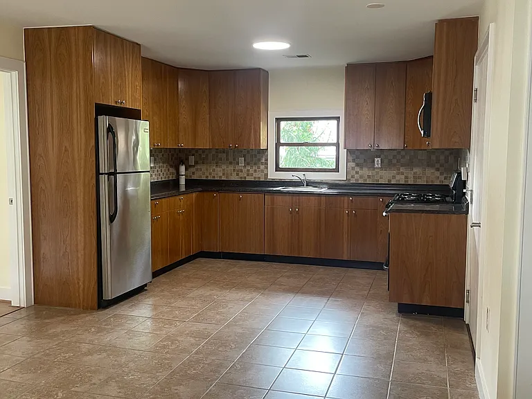 59 Elberon Ave #2 — Photo 7