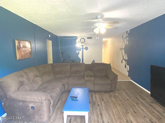 5th image of 1508 Virginia Ave #A212