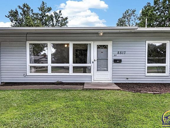 3rd image of 5517 SW 17th Ter