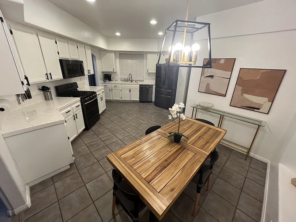15860 Alisa Viejo Ct