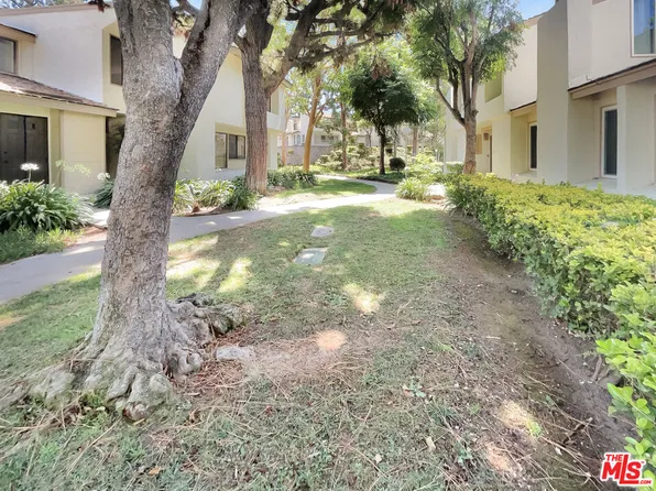 137 Cascade Ct, Brea, CA 92821