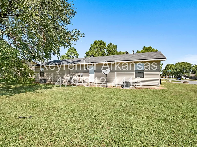 4451 W Acoma St — Photo 35