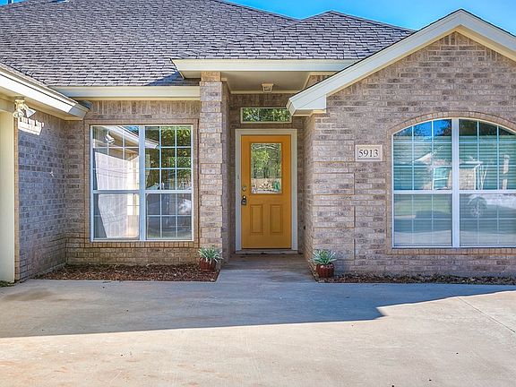 5th image of 5913 Lyndhurst Dr