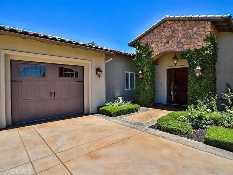 39520 Colleen Way — Photo 11