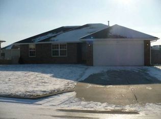 585 N Jester Ave, Republic, MO 65738