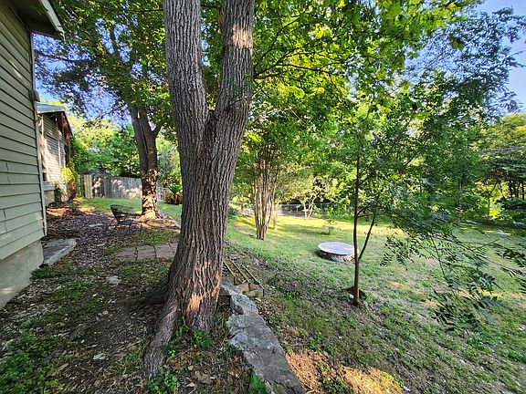 2nd image of 5200 Avon Pl