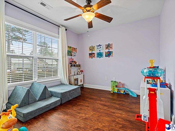 5th image of 2108 Stripplewood Dr