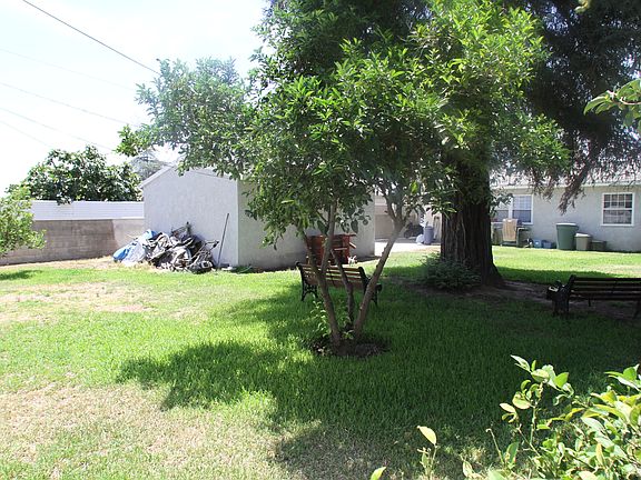 5th image of 352 N Ellen Dr