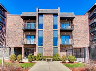 7908 W North Ave APT 201C, Elmwood Park, IL