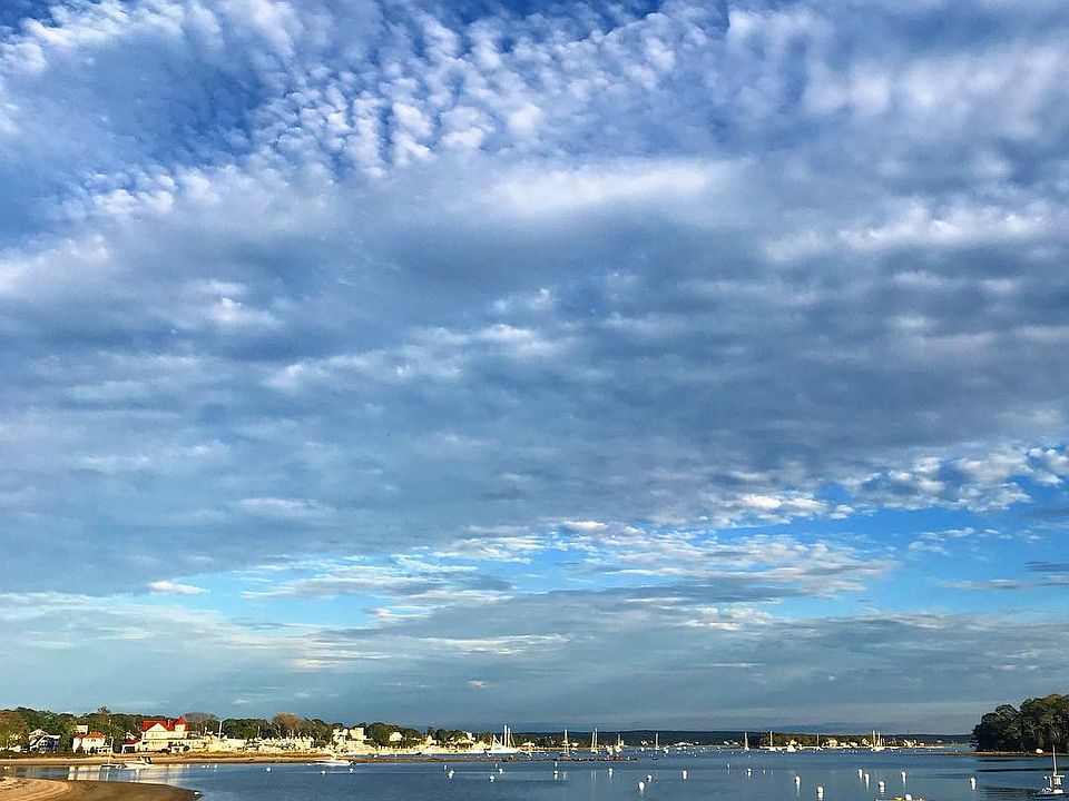 30 Carleton St Onset, MA, 02558 Apartments for Rent Zillow