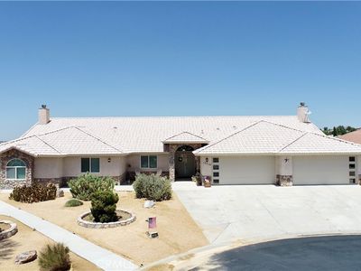13210 Richmond Way, Apple Valley, CA, 92308