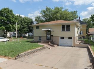 4430 8th Ave, Rock Island, IL