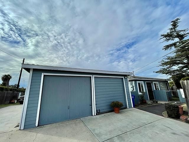 1st image of 2984 Massachusetts Ave