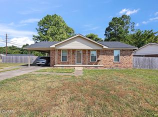 616 Isaac Hayes Dr, Dyersburg, TN 38024