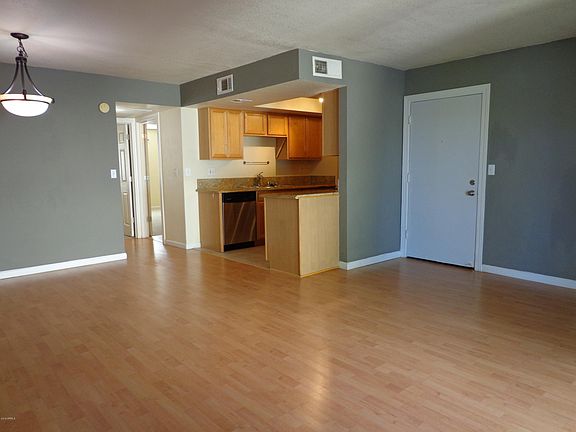 5th image of 740 W Elm St Unit 255