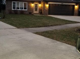 211 N Evanston Ave, Mount Prospect, IL 60056