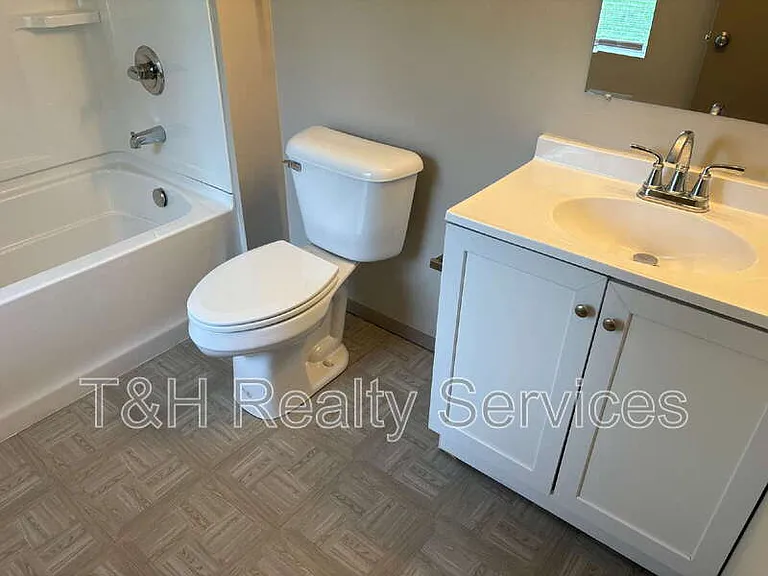 3368 Clover Dr — Photo 17