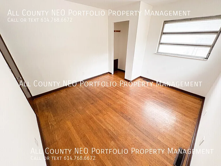 400 S Highland Ave — Photo 20