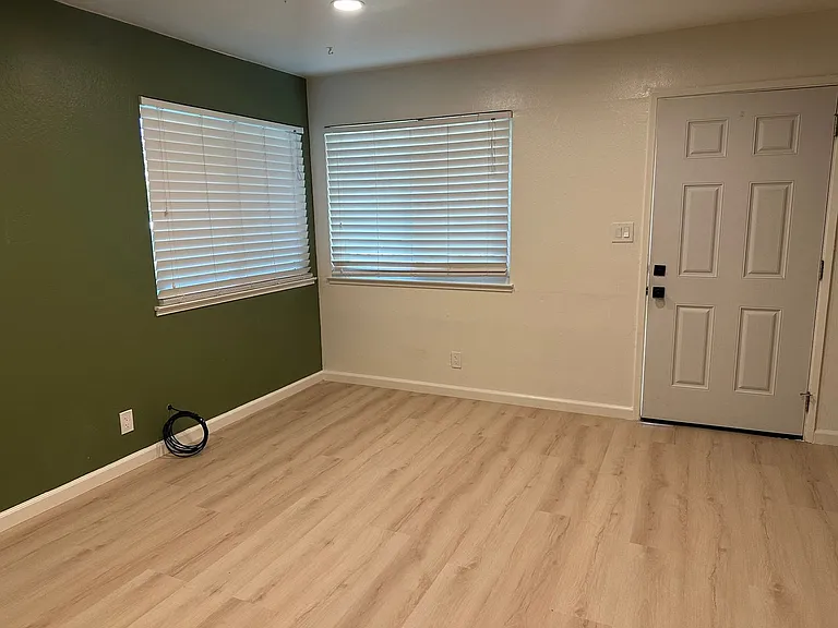 3673 Park Dr #2 — Photo 12