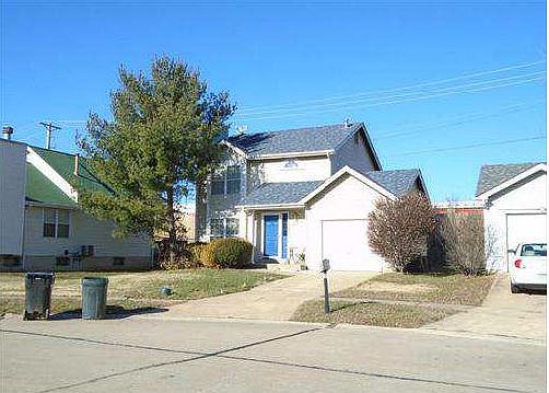 2nd image of 12061 Victorian Village Ct