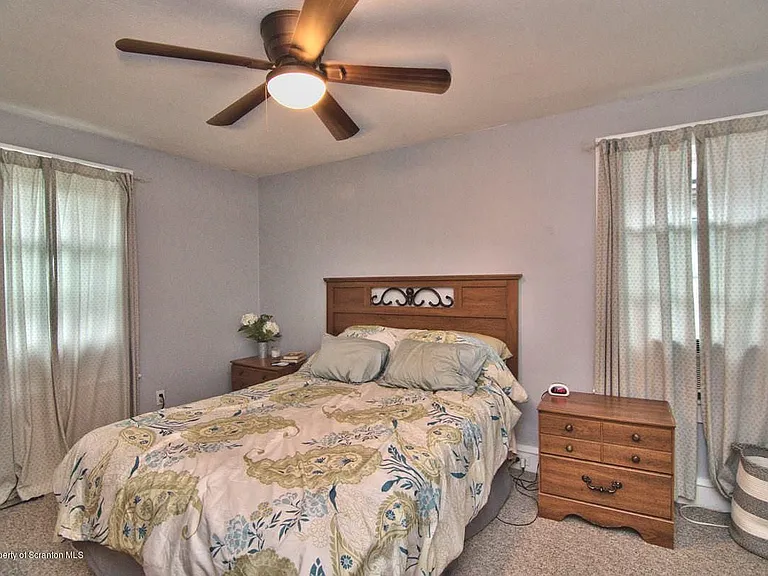 2333 Adams Ave — Photo 17