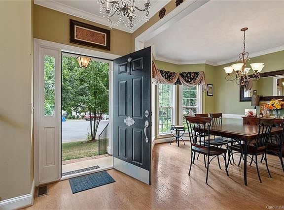 3rd image of 344 Market Hall Pl
