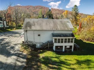 16 Fishkill Hook Rd, Hopewell Junction, NY 12533