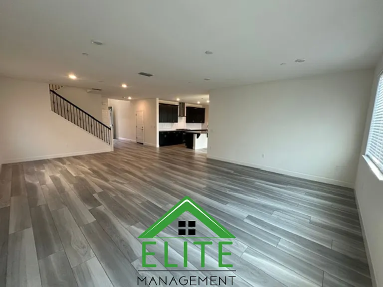 4007 Stanwick Ave — Photo 13