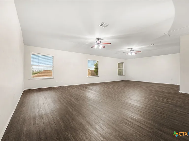 5101 Birmingham Cir — Photo 25