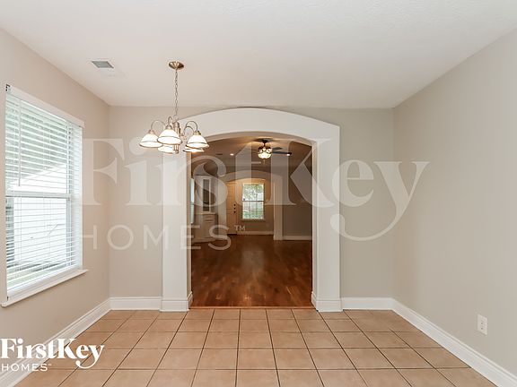 5th image of 13531 High Banks Ln