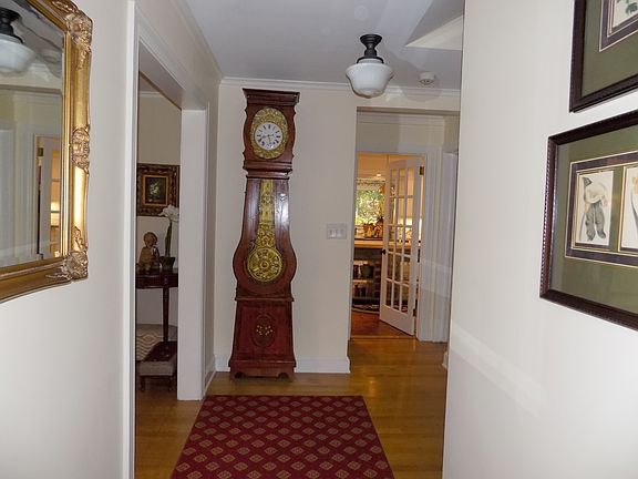 4th image of 89 Wilmot Cir
