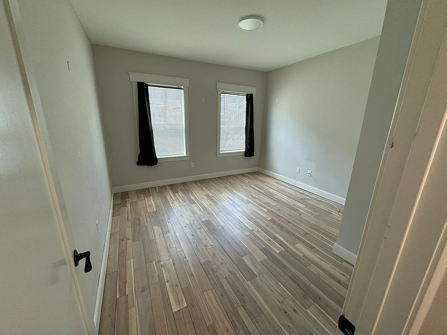 1 bed, 550 sqft, $2,600 — Photo 3