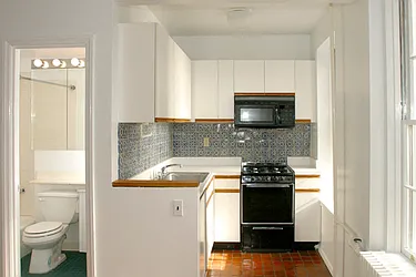 401 East 76th Street