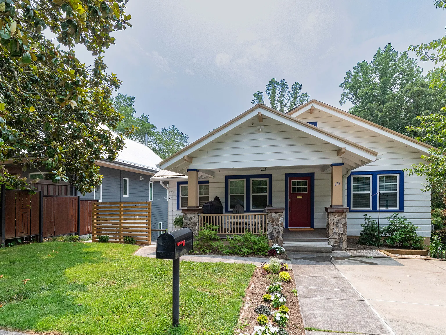 4 bed, 3.5 bath, 1747 sqft, $4,500 — Photo 2