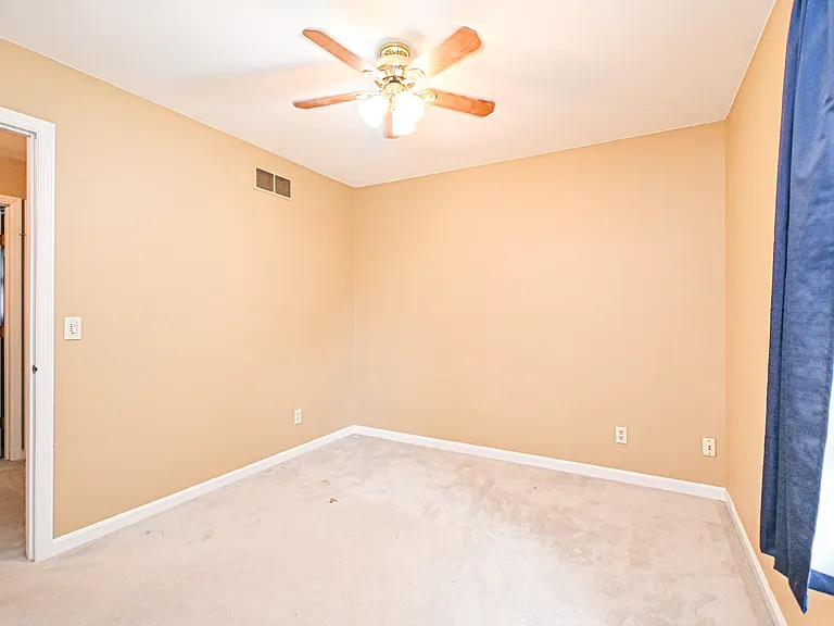 5959 Shallow Creek Dr — Photo 43
