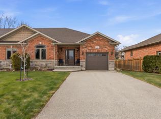 12 Brown St S, Minto, ON N0G1M0