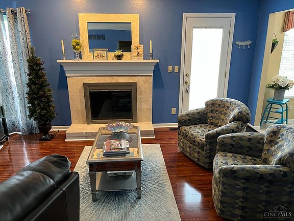 2nd image of 8297 Lakevalley Dr
