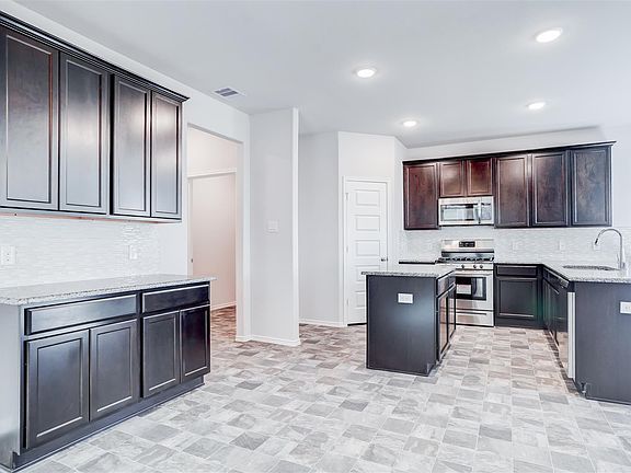 5th image of 7419 Sail Hill Dr