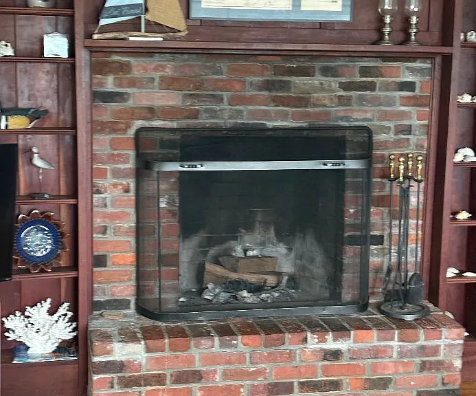 2 Riverside Rd — Photo 3