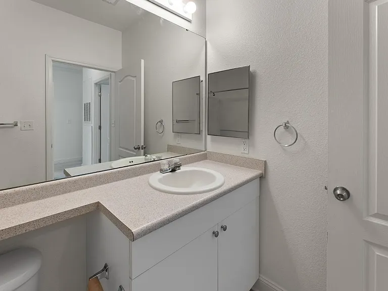 1922 Parkside Village Dr #1922 — Photo 26