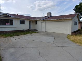 3829 N Millbrook Ave, Fresno, CA 93726