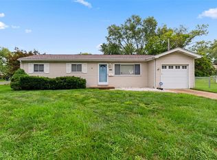 1310 S Waterford Dr, Florissant, MO 63033