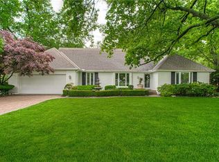 6107 W 67th St, Overland Park, KS 66202