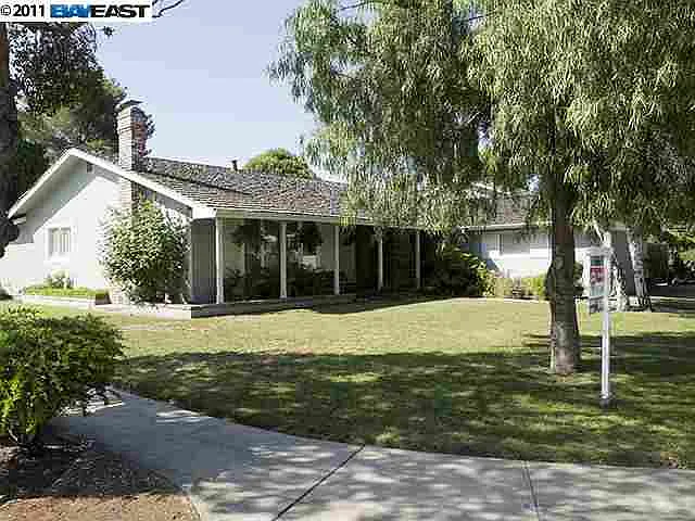 35368 Dover Ct photo 1