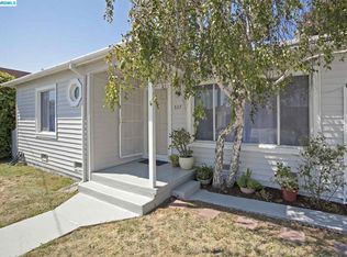 537 37th St, Richmond, CA 94805
