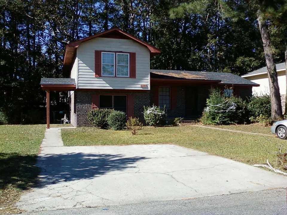 156 Braly Dr #B