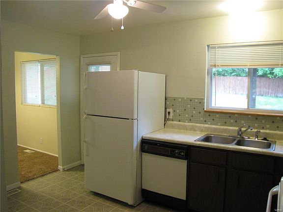 4th image of 10339 Roscommon Dr