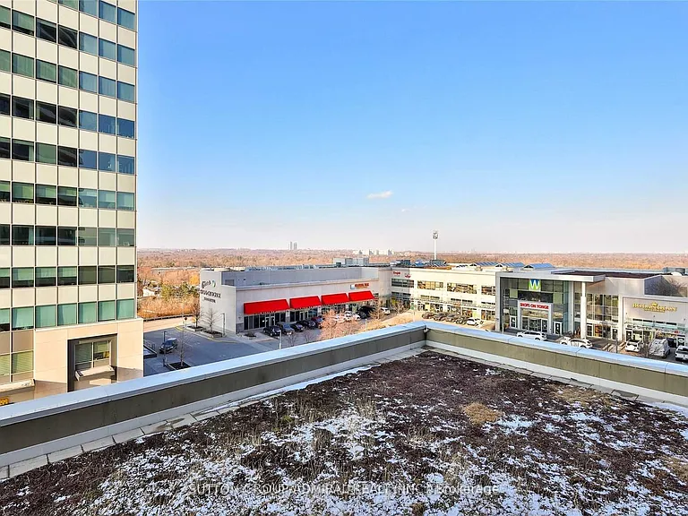 7171 Yonge St #405 — Photo 25