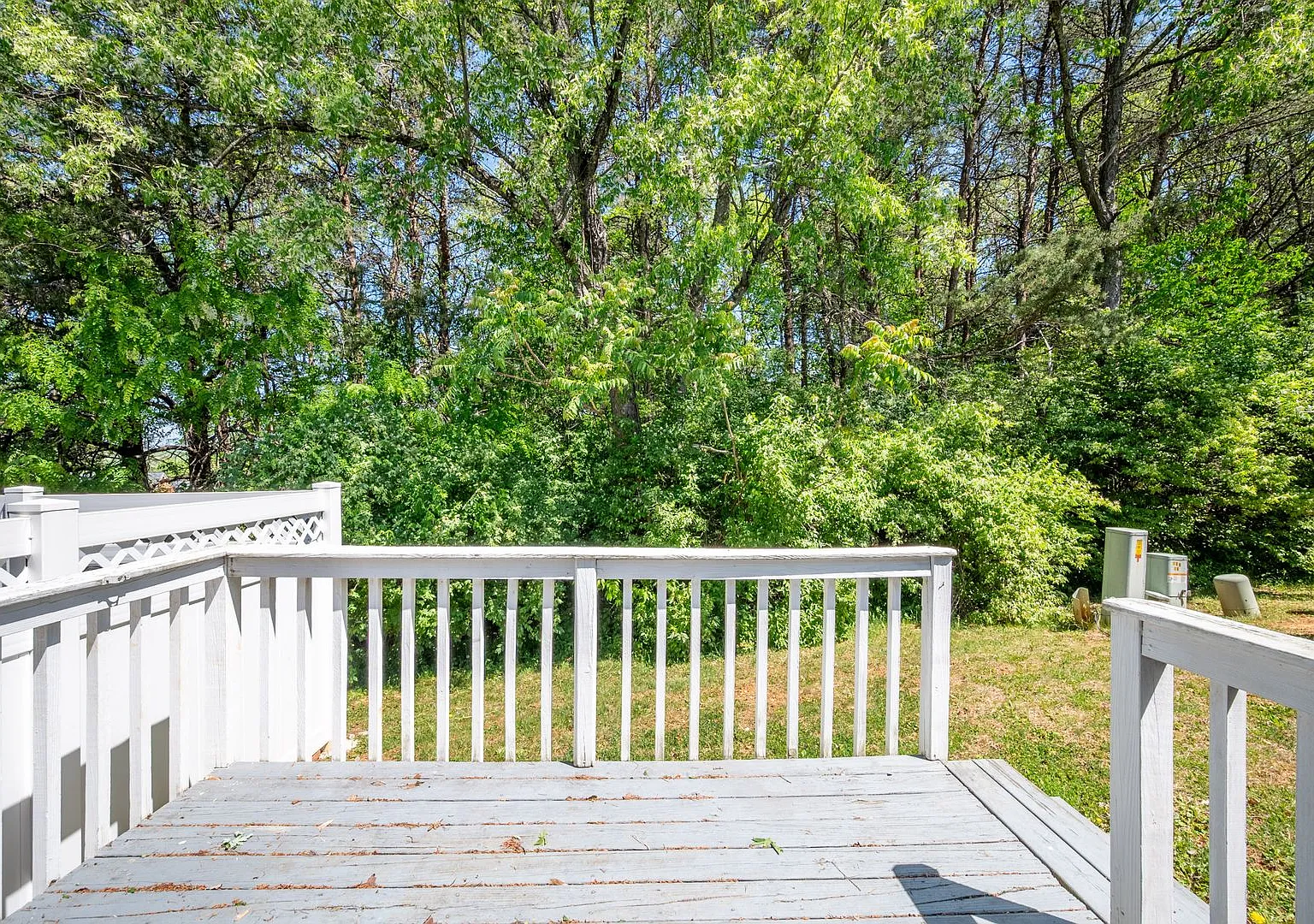 2 Bed, 2 Bath Renovated Townhouse Single-Level Living $1,600/month — Photo 4